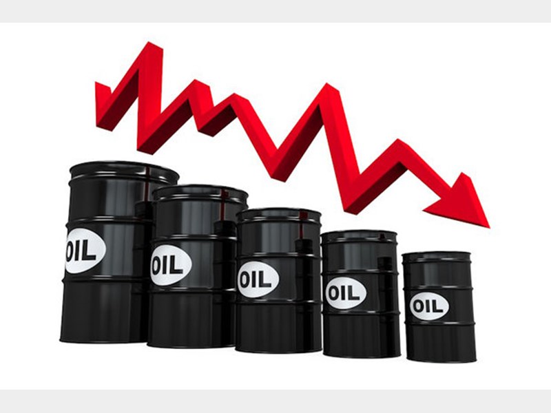 کاهش قیمت نفت در پی بالا ماندن ذخایر آمریکا