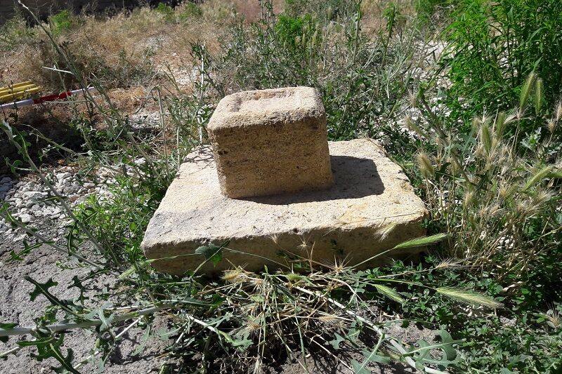 پایه‌ستون سنگی منحصربفرد در مهاباد کشف شدبه گزارش کسب و کار نیوز به نقل از ایسنا,