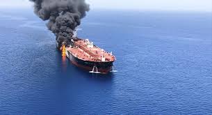 خطر فاجعه زیست محیطی برای نفتکش یمنی