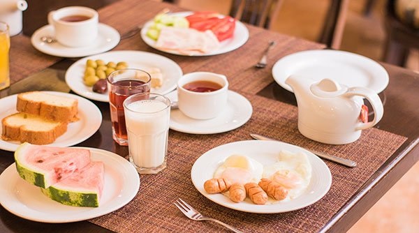هتل رودکی (رستوران لاپیدوس) ویژه بوفه صبحانه با ۳۵درصد تخفیف
