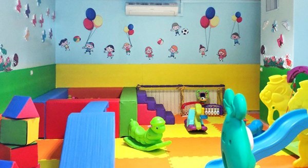 ۹۰ دقیقه بازی در مرکز تخصصی بازی کودکان کاویان با ۵۰درصد تخفیف