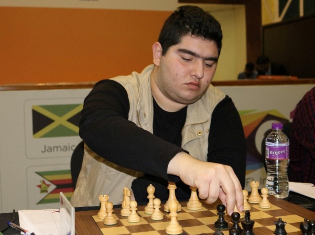 قهرمانی مقصودلو در مسابقات شطرنج برق آسای ابوظبی