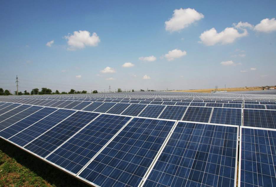 افتتاح نیروگاه خورشیدی در شرکت گاز استان البرز