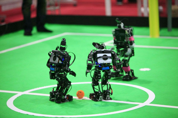 کسب ۲۷ مقام در مسابقات رباتیک «فیرا»