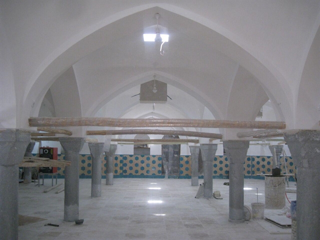 پایان عملیات مرمت مسجد تاریخی گاردر در خمینی‌شهر