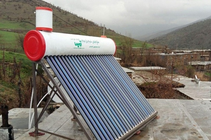 توزیع رایگان ۹۰ دستگاه آبگرمکن خورشیدی در کردستان