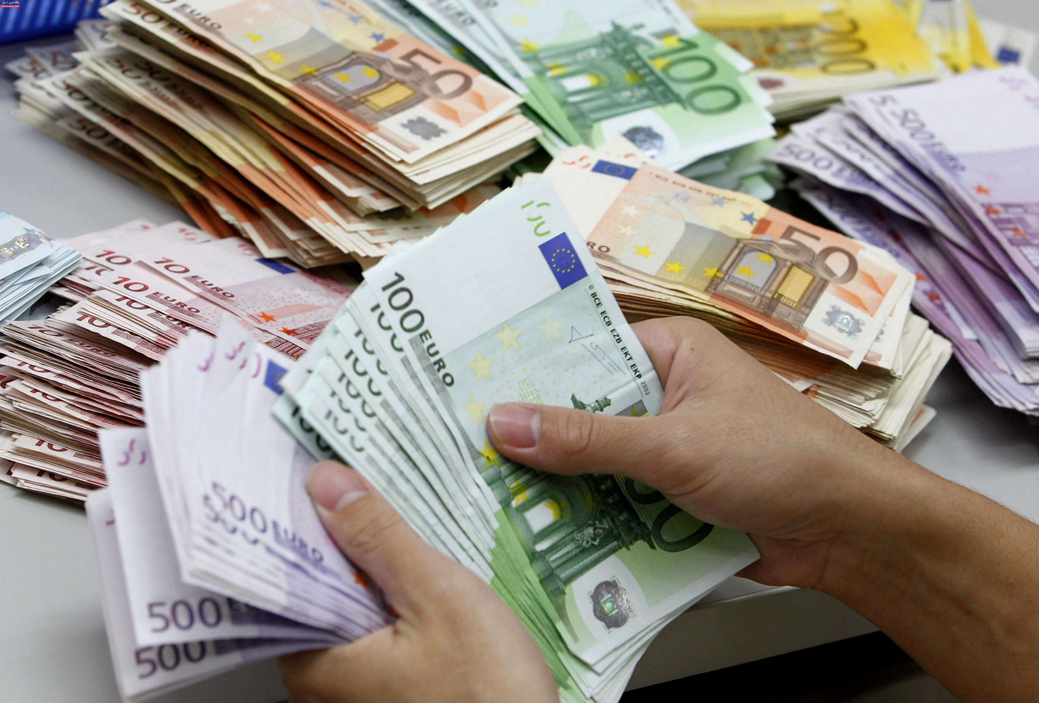 ادامه روند افزایشی نرخ رسمی پوند و یورو