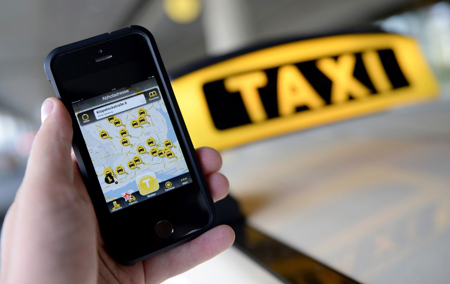 عدم ابلاغ دستورالعمل نظارت بر تاکسی های اینترنتی