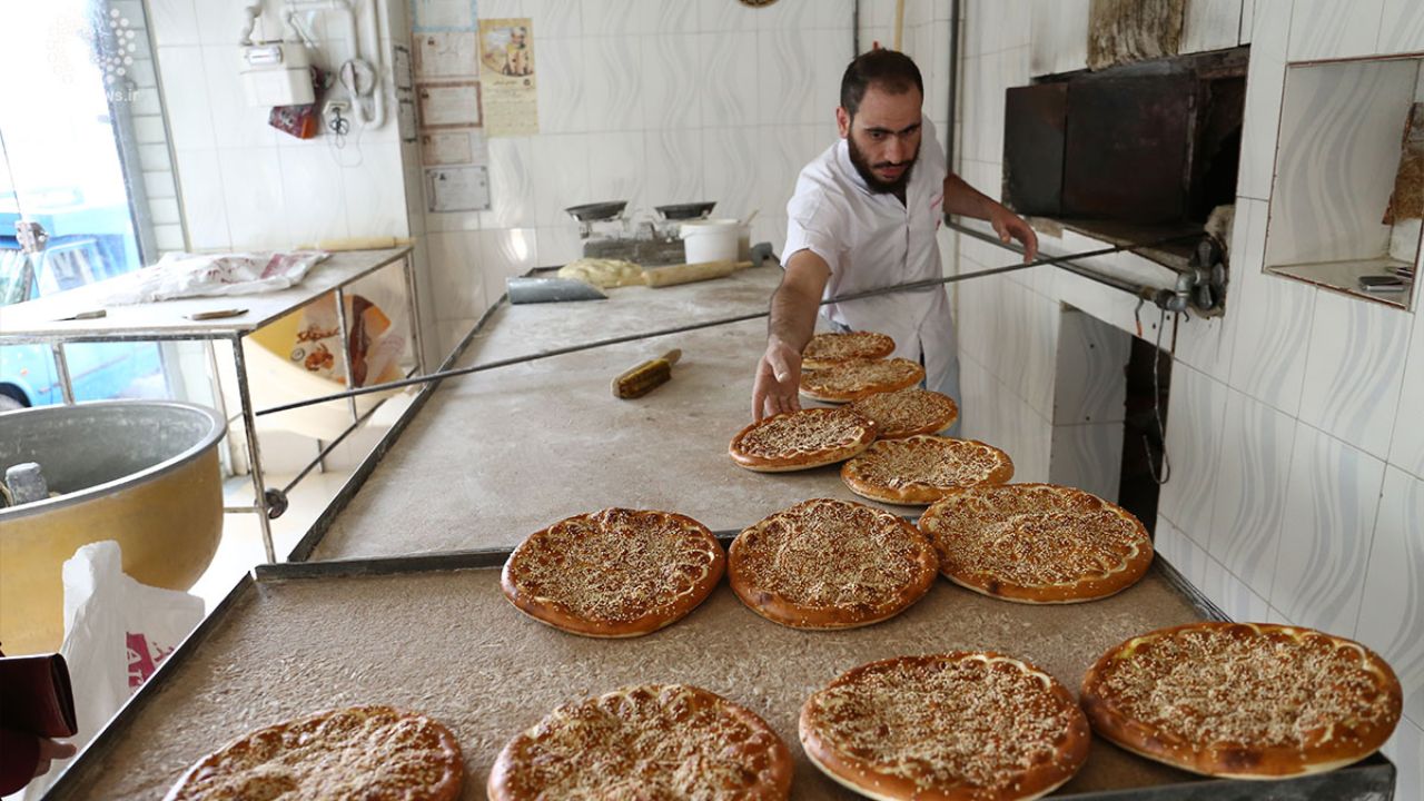 نانوایی‌ها موظف به نصب نرخنامه شدند