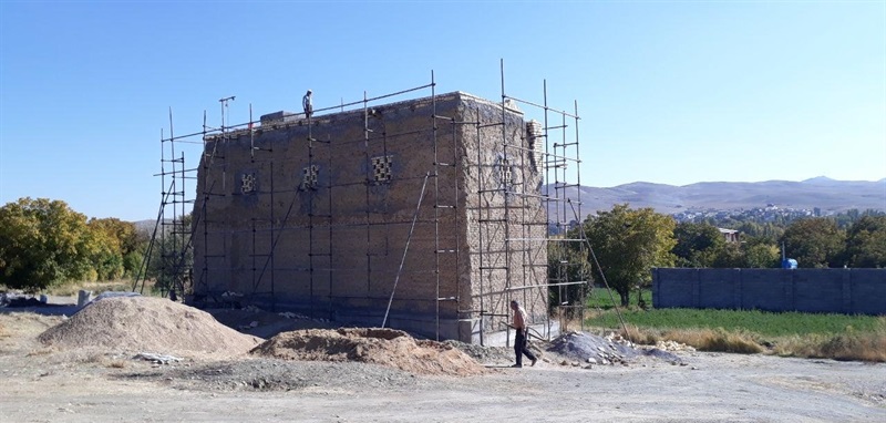 آغاز عملیات مرمت برج کبوترخانه خسروی در روستای قودجان