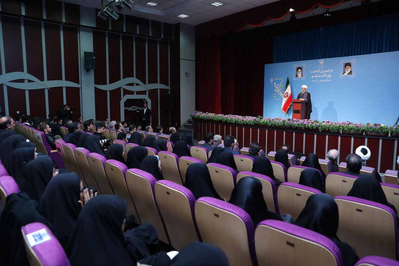روحانی: نقد دانشجو باید بی‌محابا و در عین حال با محتوا باشد