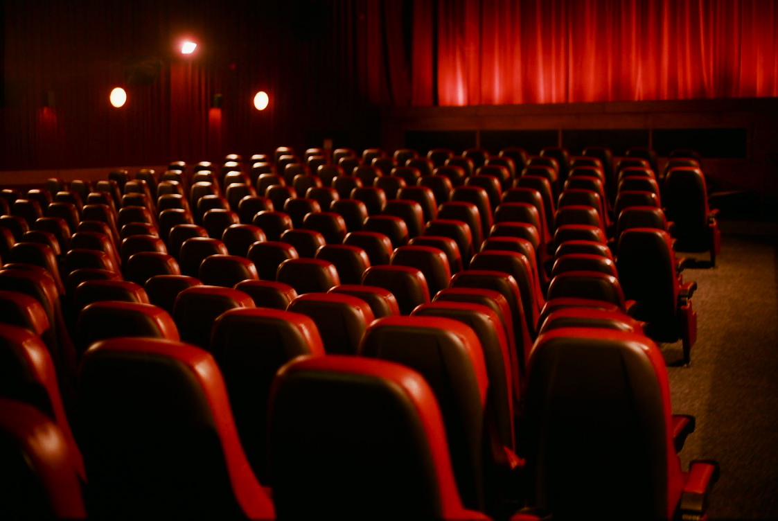 ماجرای سینماها و تئاترها در آخر هفته مشهد چیست؟