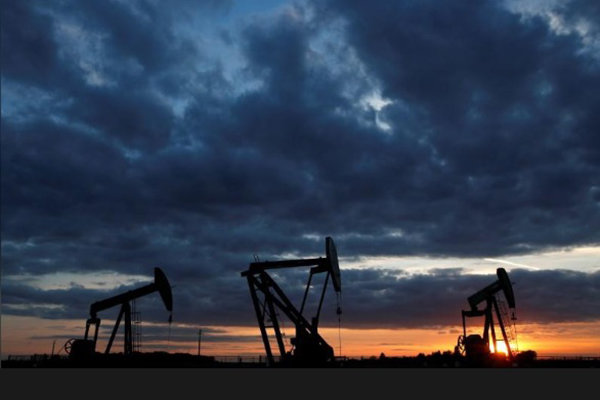 احتمال سقوط قیمت نفت به زیر ۱۰ دلار