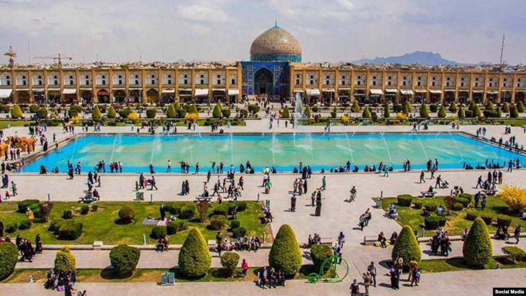 ورود گردشگران به ایران بیشتر از یک سال زمان می برد