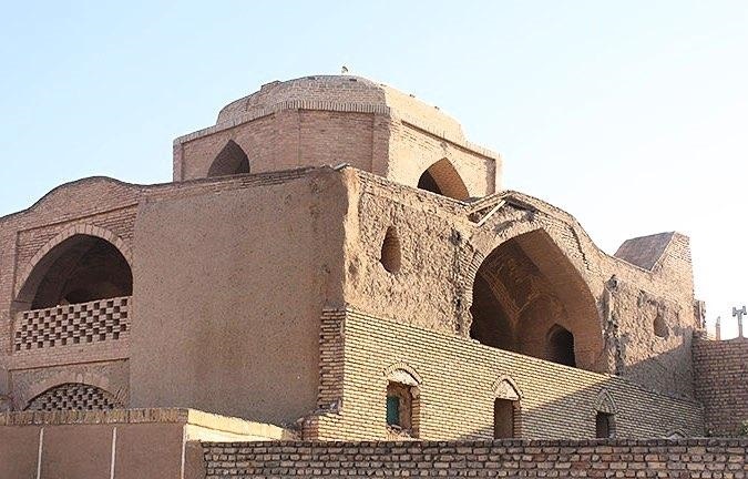 مسجد تاریخی «خسرو» اردستان مرمت می‌شود
