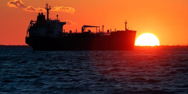 حجم بالای نفت ارزان آمریکا در راه آسیا