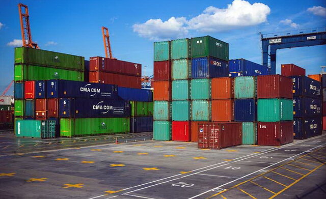 ۸۶ درصد واردات کشور مواد اولیه و کالاهای واسطه ای است