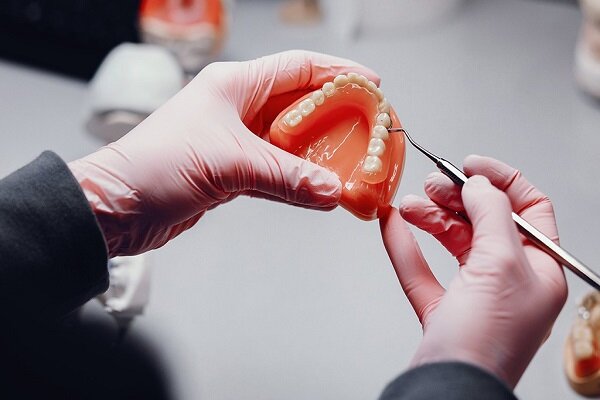 بهره‌برداری از طرح تولید ملی ایمپلنت دندانی