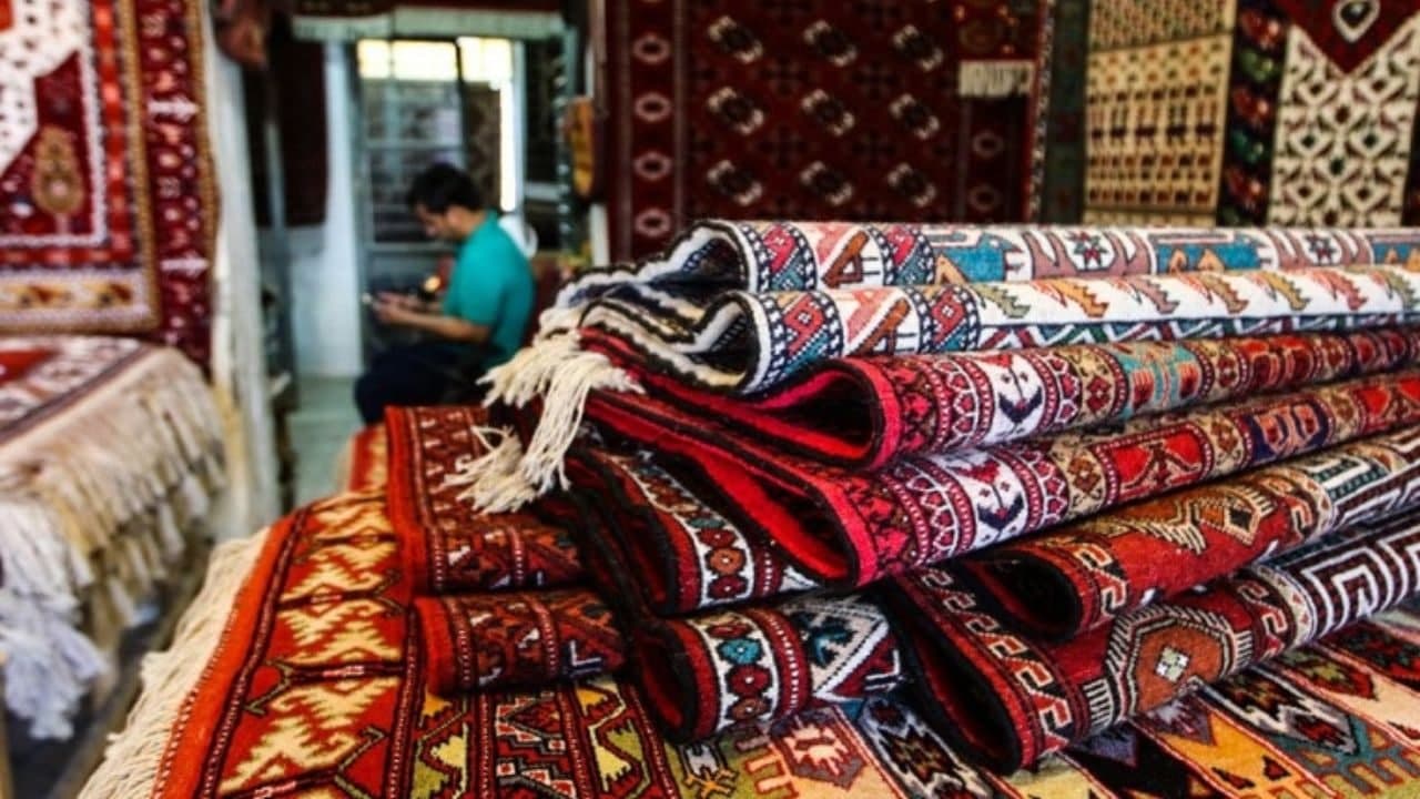 کاهش ۸۳ درصدی صادرات فرش دستباف ایران طی ۳ سال اخیر