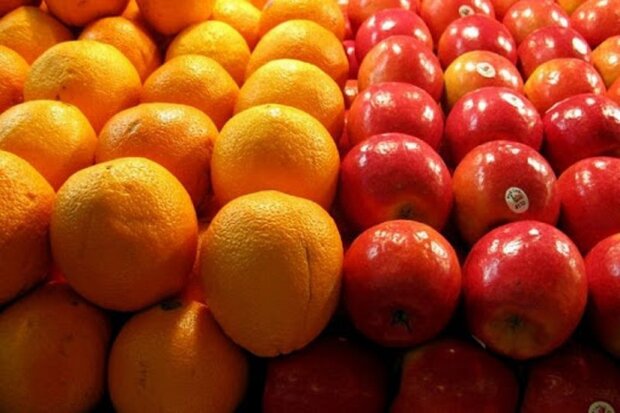 وزارت صنعت: میوه های دپو شده برای دلالان بوده است