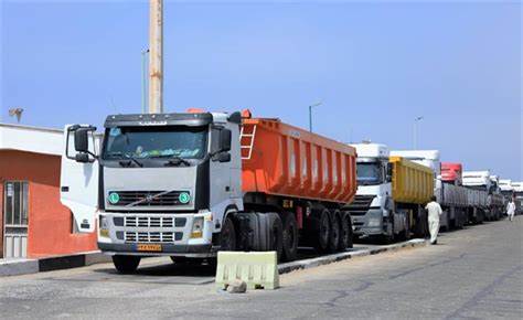 انتقال ۷ میلیون تن کالای اساسی با ناوگان کامیونی به داخل کشور