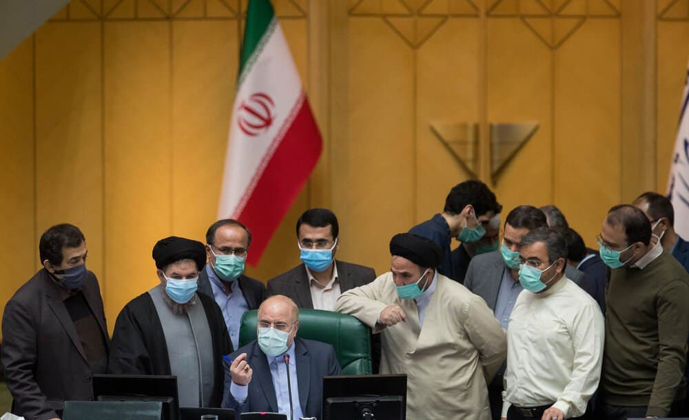 گزارش مجلس از شاخص‌های اقتصادی در دولت روحانی/ رشد ۱۰ درصدی فقر