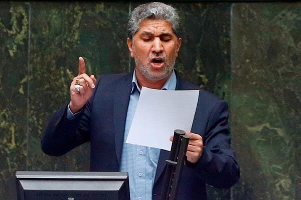 وزیر جهاد کشاورزی مشکل نهاده های دامی استان گلستان را حل کند