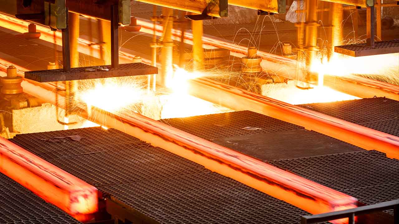 ارزبری تولید فولاد به کمتر از ۱۰۰ دلار در هر تن رسید