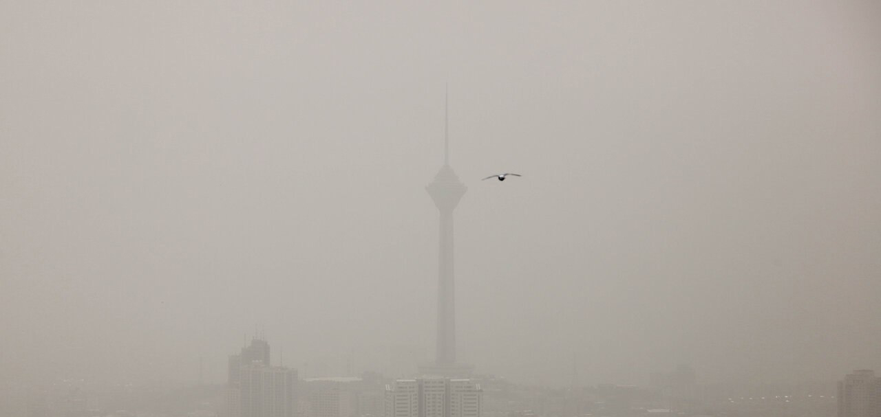 هوای تهران همچنان در وضعیت خیلی ناسالم