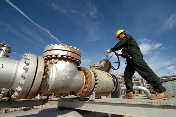 آغاز مذاکرات برای صادرات گاز به پاکستان/ عراق ۱.۶ میلیارد دلار بدهکار است