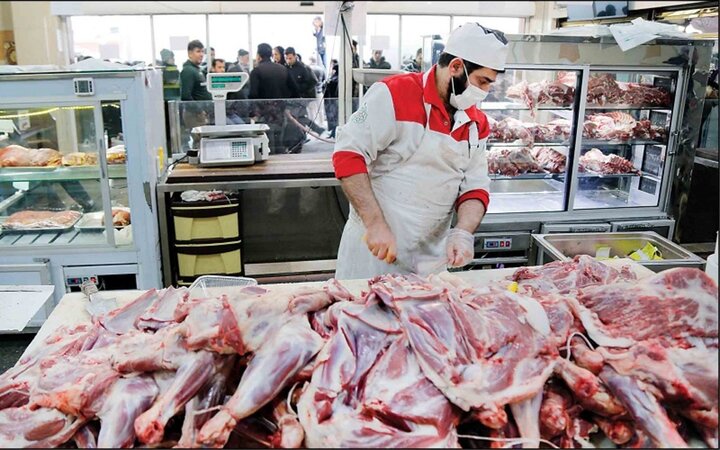 کمبود گوشت قرمز به دنبال تهدید به عدم عرضه توسط دامداران جدی است/قاچاق دام به خارج؟!