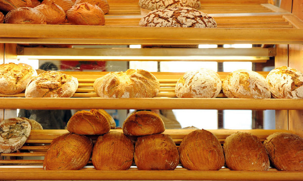 کاهش ۵۰ درصدی مصرف نان فانتزی/ بسیاری از واحد‌های تولیدی نیمه تعطیل شدند