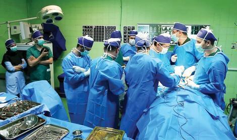 رئیس سازمان نظام‌پزشکی: تا پنج سال آینده جراح قلب نخواهیم داشت؛ باید بیماران را به خارج بفرستیم