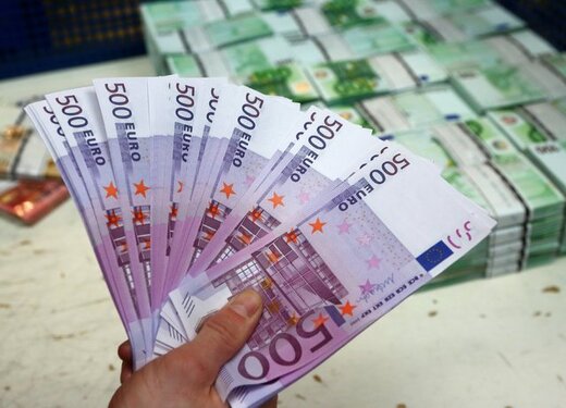 ملاقات با یورو در کانال ۵۰ هزار /آماتورها وارد بازار سکه شدند
