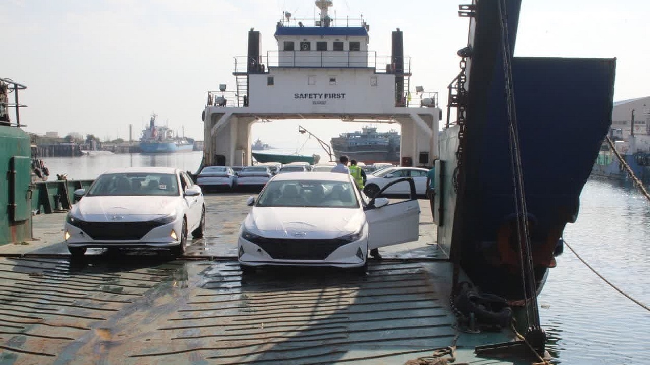 واردات بیش از هزار دستگاه خودروی خارجی به کشور