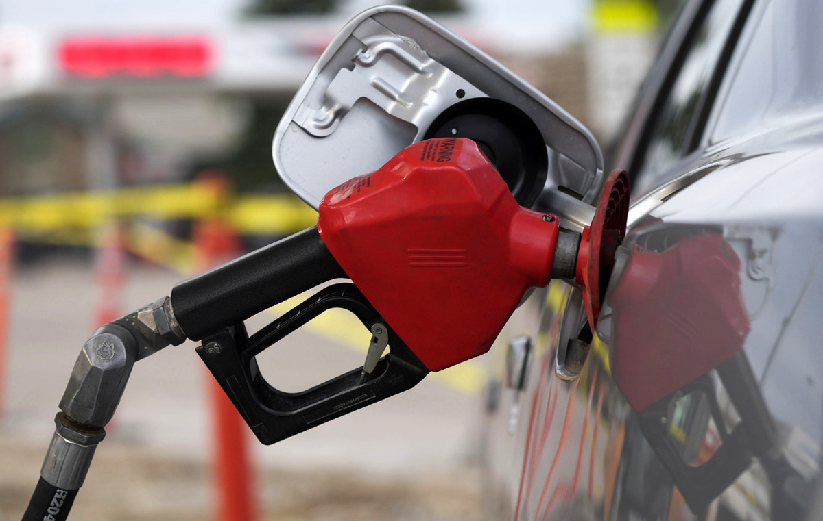جزئیات افزایش کارمزد جایگاه‌داران تشریح شد/ منتظر افزایش مصرف بنزین باشیم