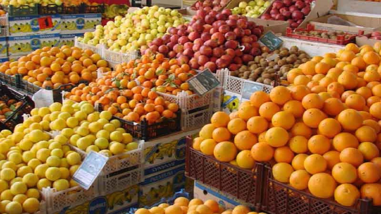 توزیع روزانه ۱۷ هزار تن میوه و صیفی در میادین