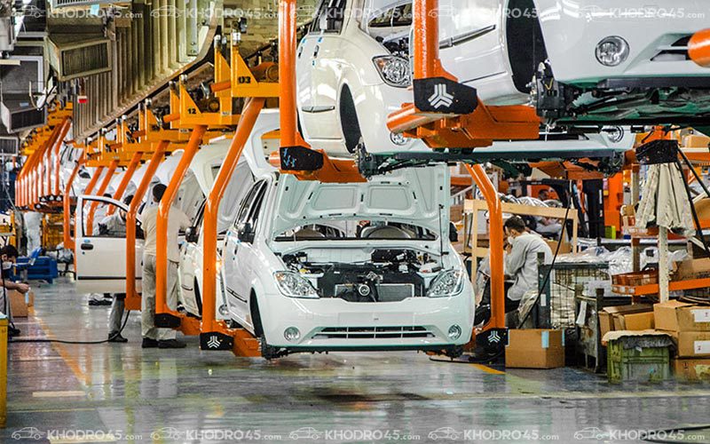 واردات خودرو‌ ۴۰ درصد افزایش یافت/کاهش تولید خودروسازان