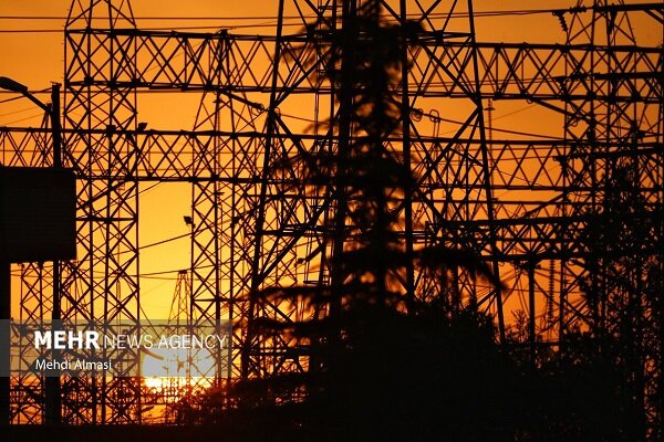 هشدار توانیر به صنایع انرژی‌بر؛ تعهدات نیروگاهی در بن‌بست اجرا