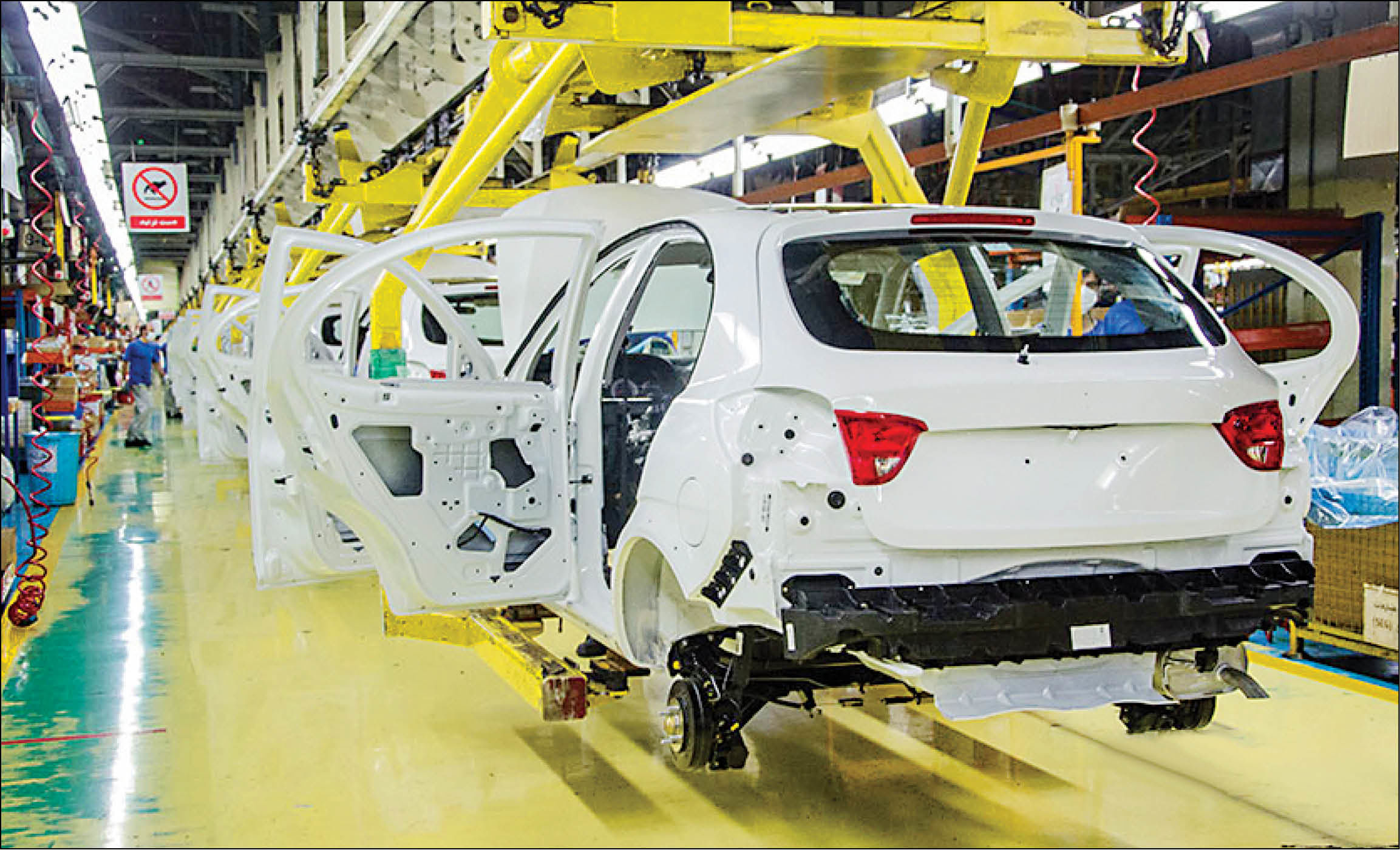 بازار همچنان گرفتار کمبود عرضه است/صف میلیونی برای ۶۵ هزار خودرو