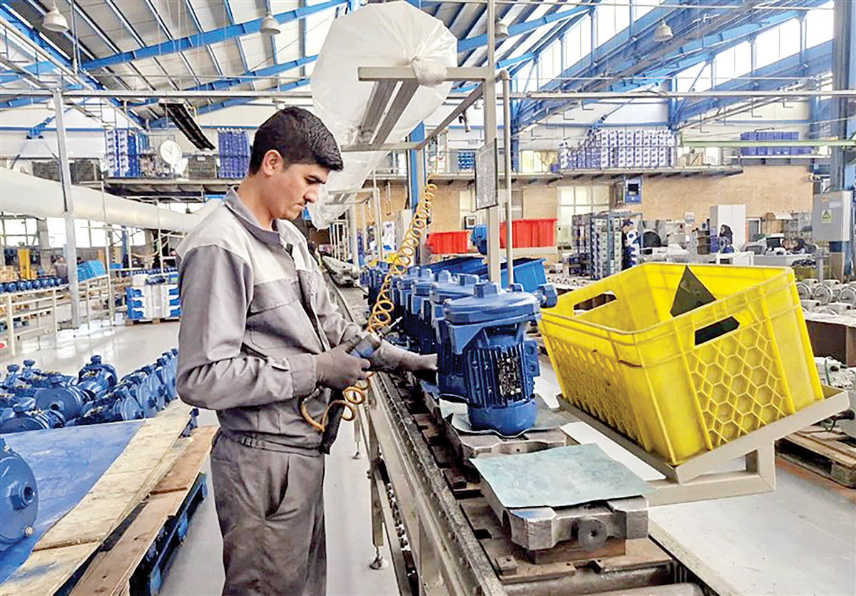 تسهیلات ۳۵ همتی به واحد‌های صنعتی استان تهران پرداخت می شود/تأمین نقدینگی صنایع و تولیدی‌ها