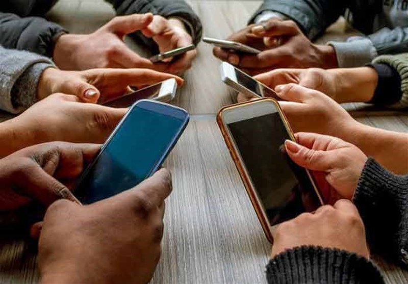 افزایش قیمت موبایل در ابتدای بهار/راهکار تنظیم بازار چیست؟