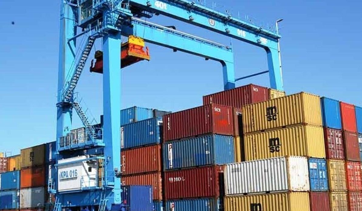 واردات ۳۰ میلیارد دلاری ایران از ۲۰ کشور همسایه در سال ۱۴۰۴