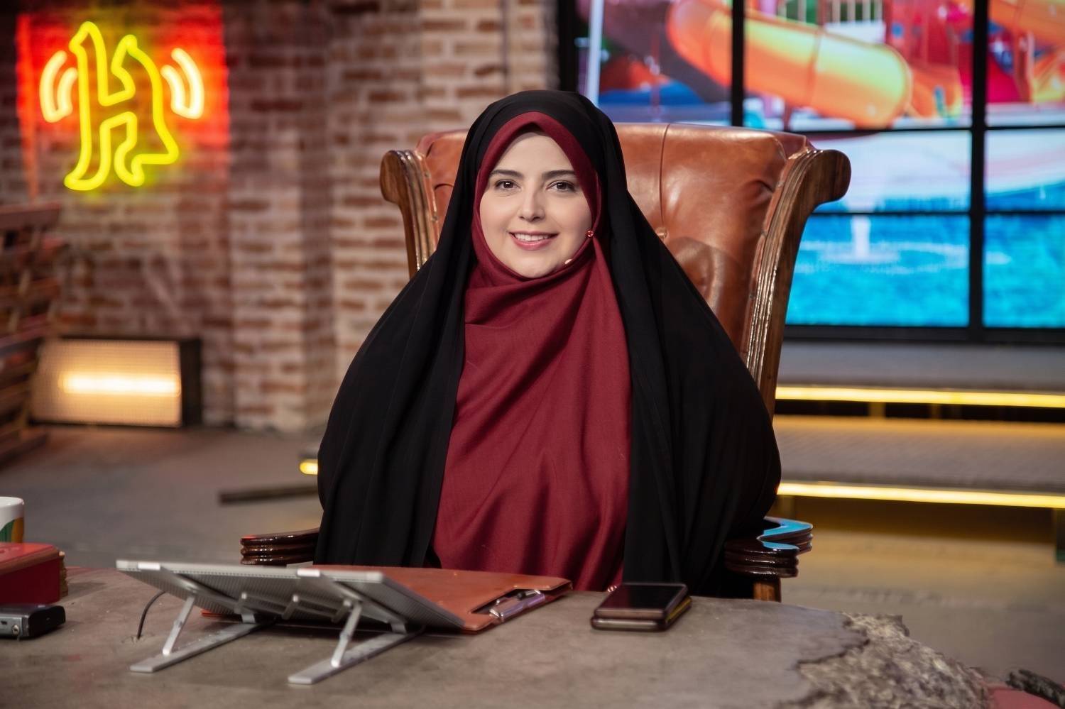«آیا فروش آنلاین می‌تواند جایگزین کامل فروش فیزیکی شود؟»