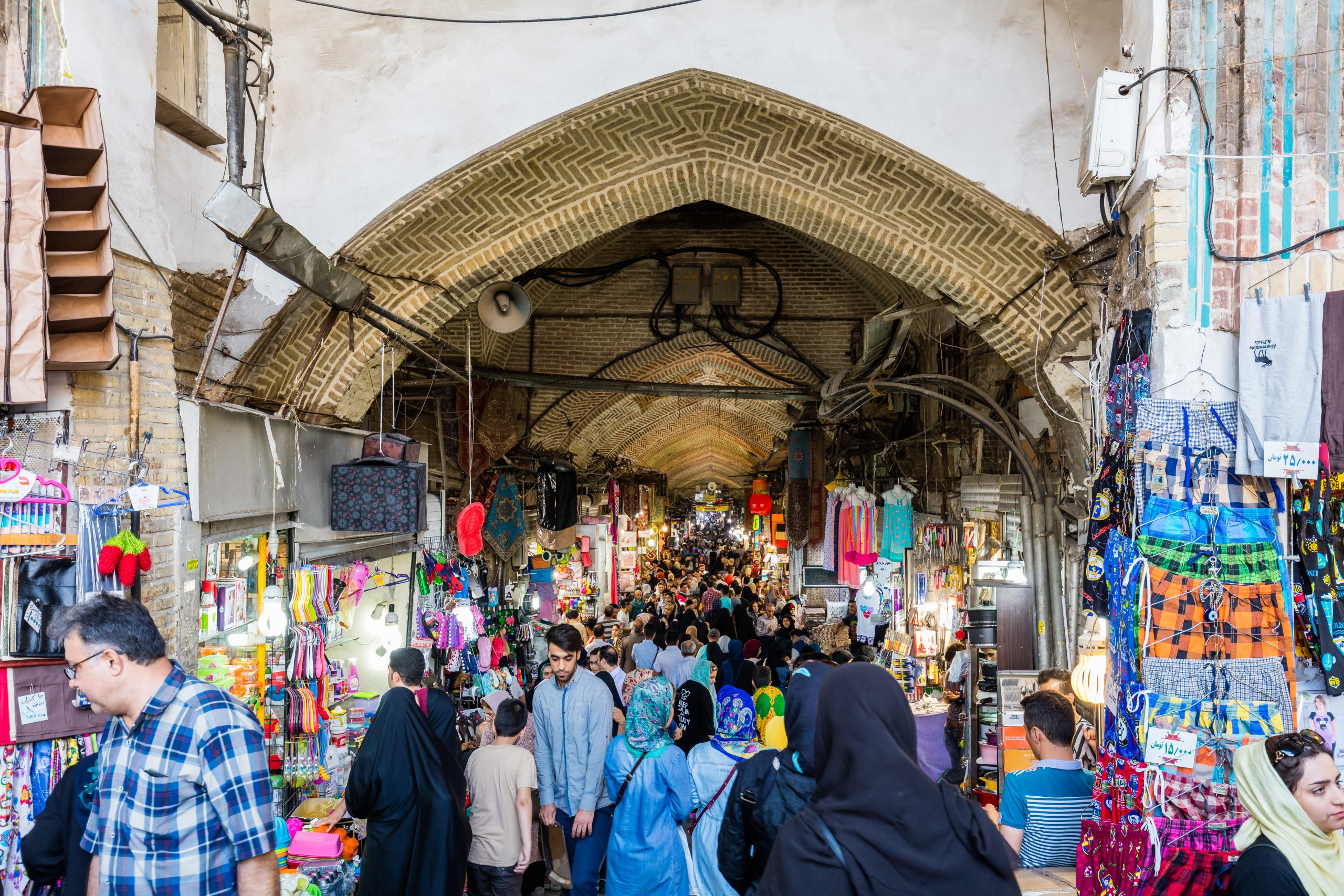 فراریان مالیاتی زیر ذره بین؛ کسب و کارهای کوچک معاف از مالیات